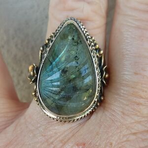 Carved Labradorite Gemstone Ring in 925 Sterling Silver (9)